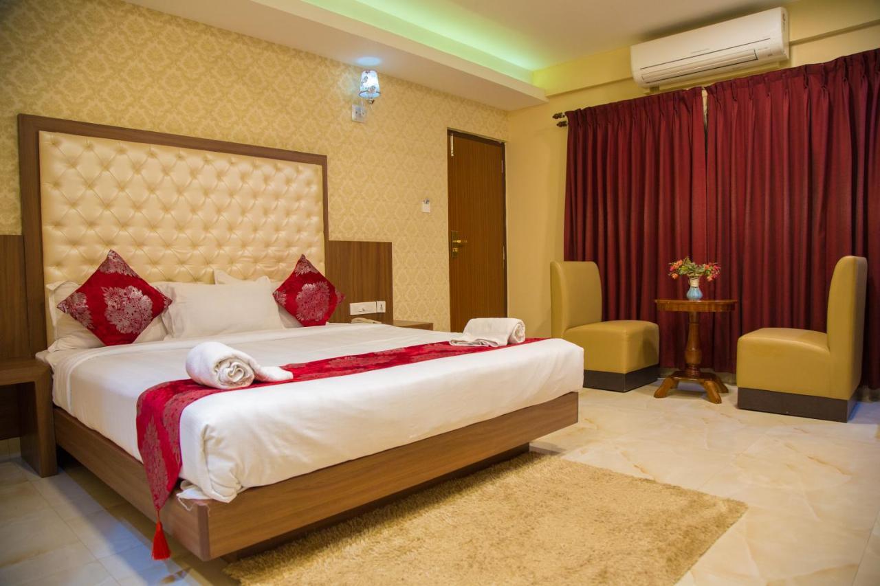 Hotel Mahalakshmi Residency Kolluru Buitenkant foto